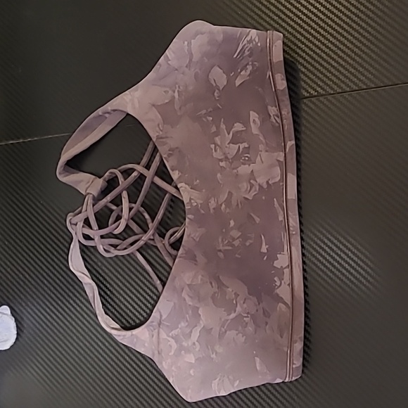 lululemon athletica Other - Lululemon sz 6 sports bra